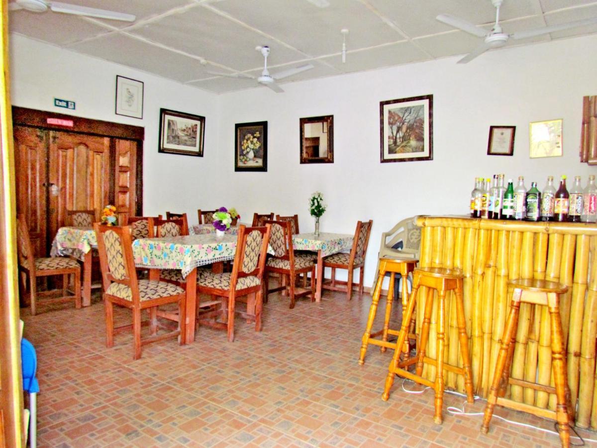 Comfort Beach Resort Biriwa Luaran gambar
